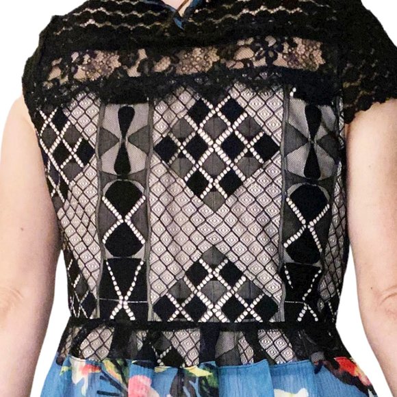 Foxiedox Lace and Print Detail Midi Dress - Sweetwater Print (S) - Picture 4 of 9